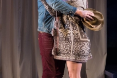 o_1ai0b508hqq11as0dsj23n1g3up